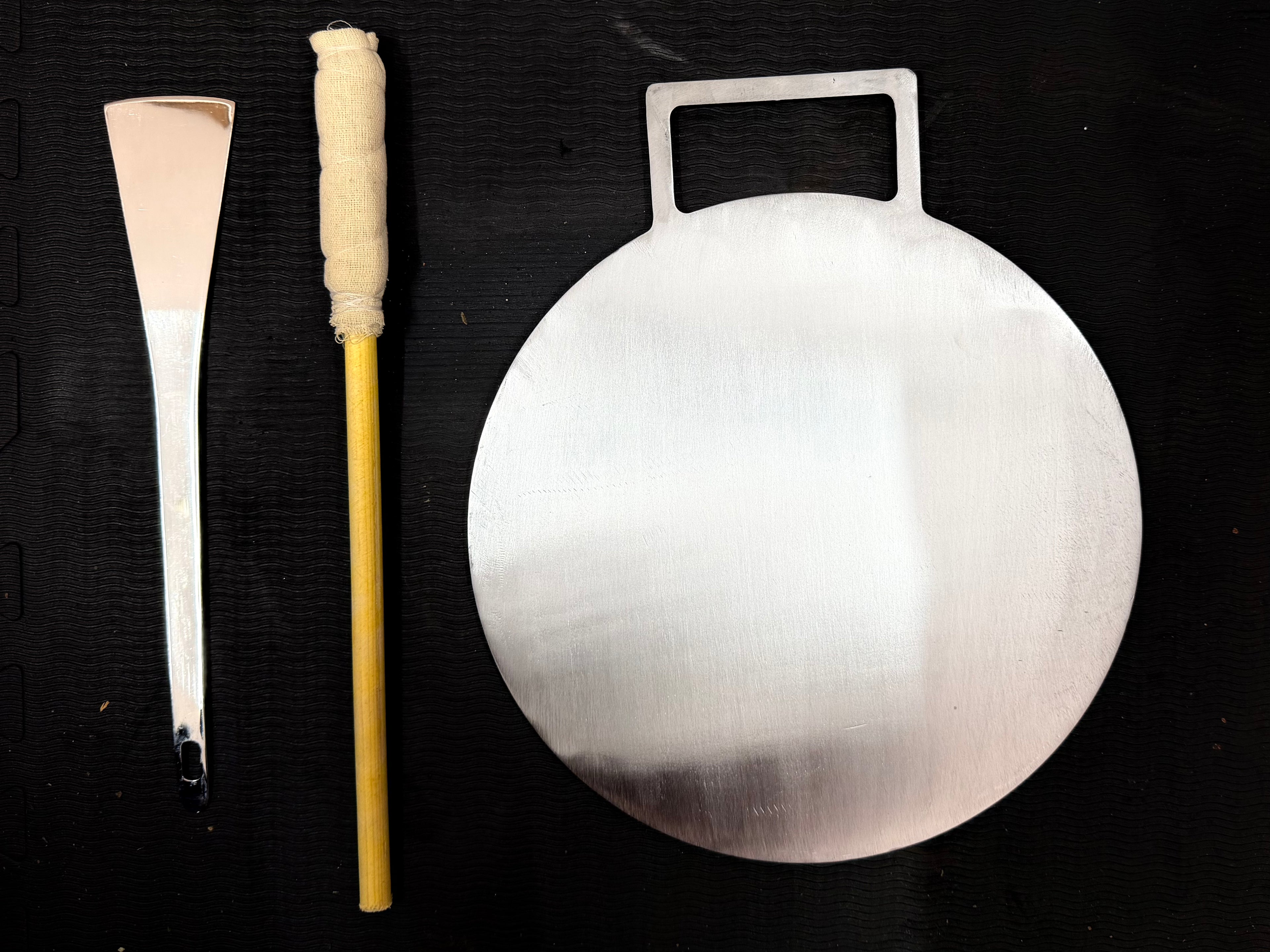 11.5 Inch Single Handle Fully Seasoned Pan +(FREE) Magic Wand + Magic Wand Cloth (Pack of 5)