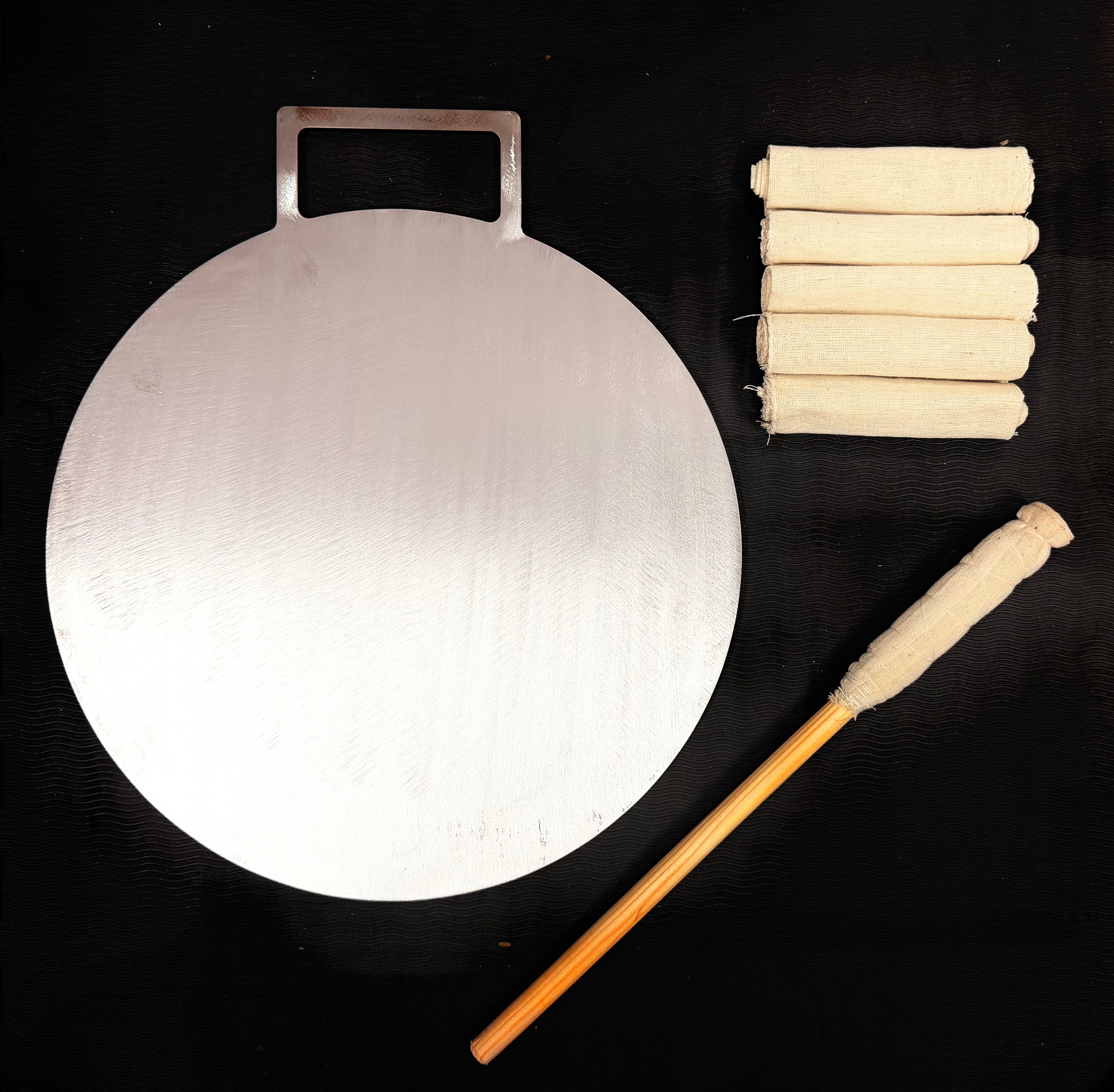 13 Inch Single Handle Fully Seasoned Pure Iron Dosa Tawa + (FREE)Magic Wand + Pack Of 5 Magic Wand Cloth